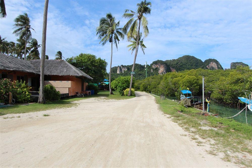 Phi Phi Ba Kao Bay Resort Esterno foto